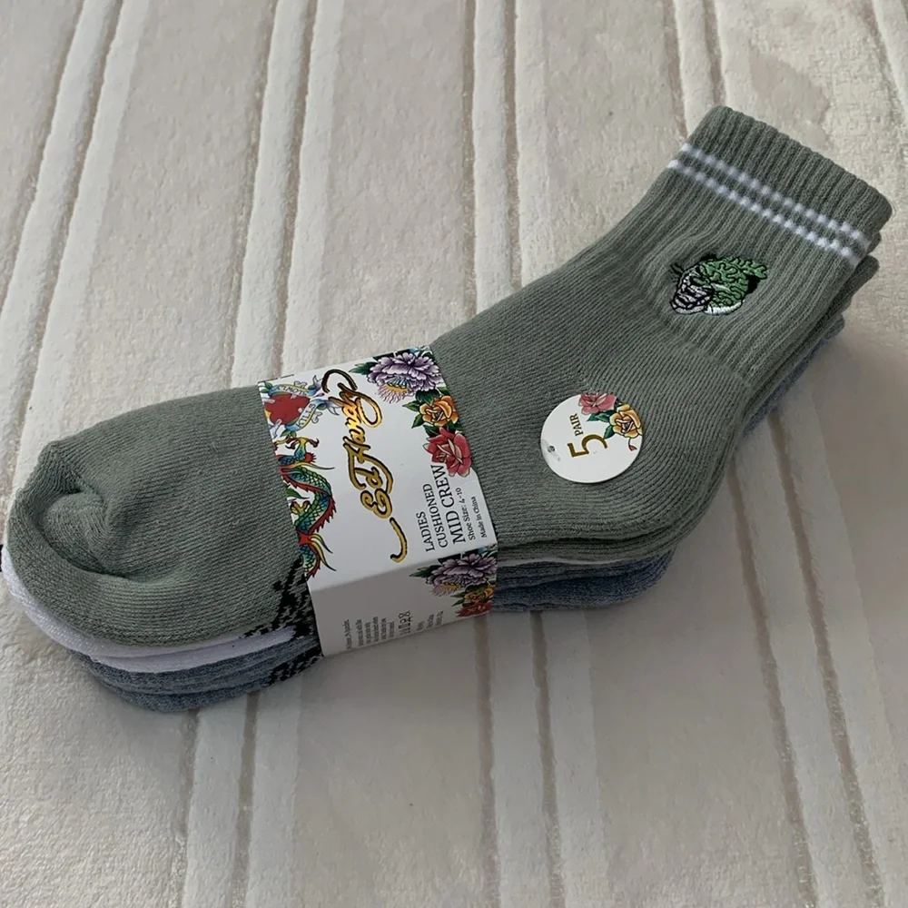 Ed Hardy Ladies Cushioned Mid Crew 5 Pair Socks Olive White Gray Size 4-10